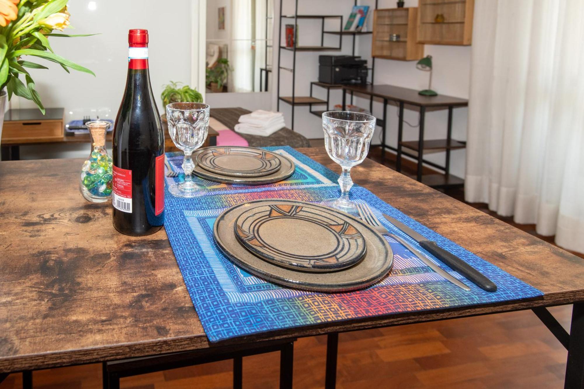 10 Minutes Duomo-Elegant Apt Milan Bagian luar foto
